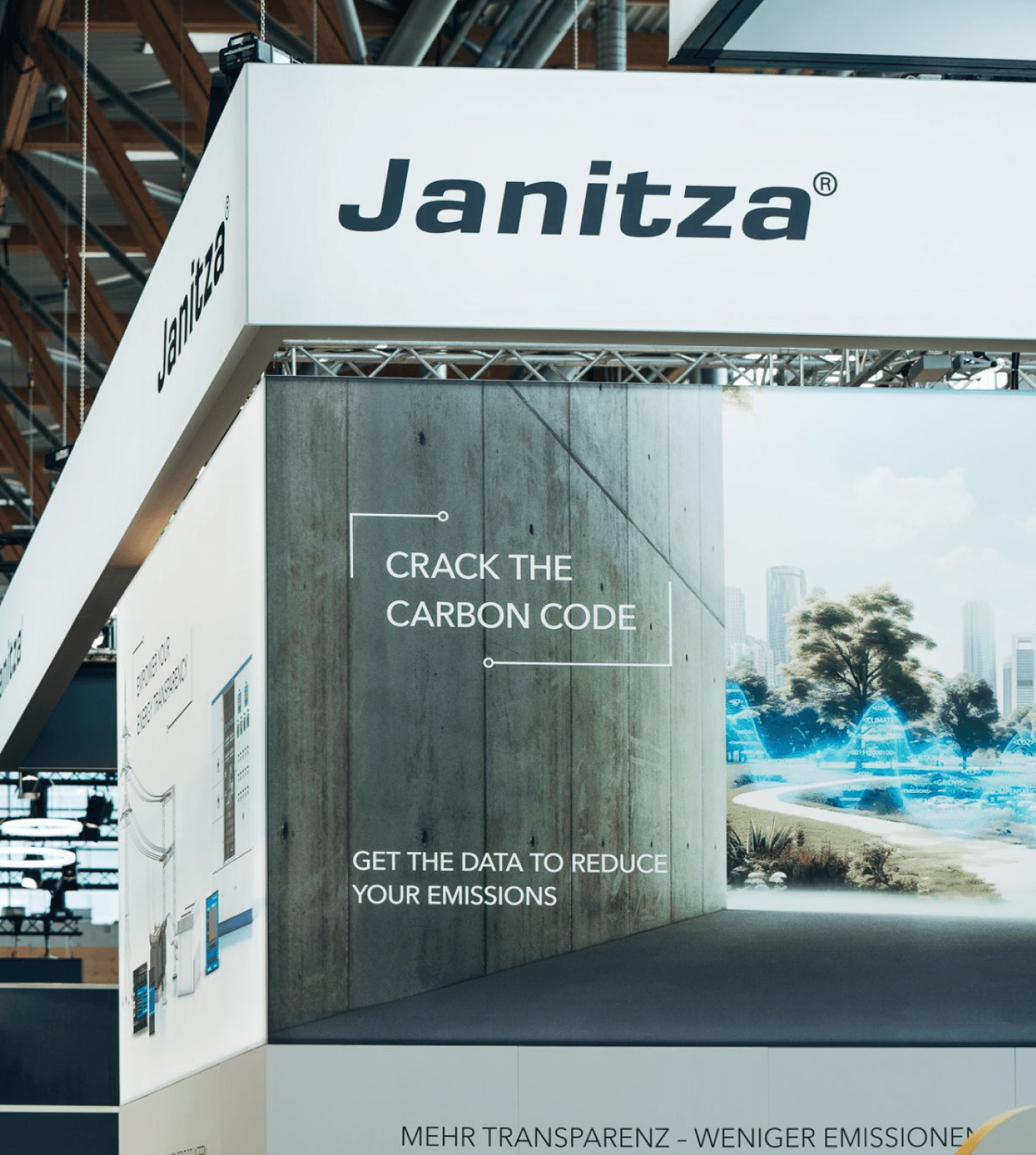 Ein Plakat an einem Messestand von Janitza, für eine CO2 Kampagne